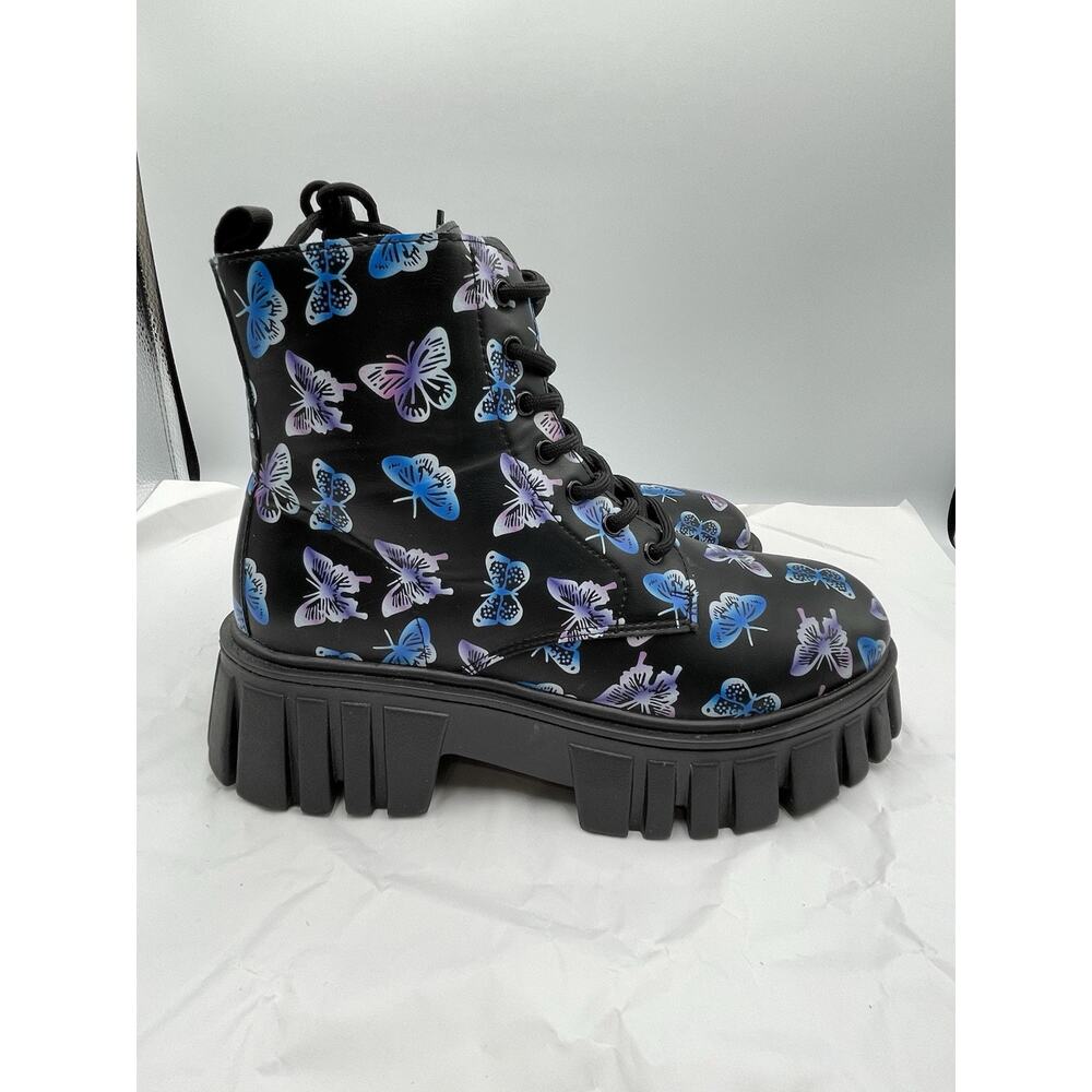 Butterfly Combat Boot Women’s Size 40 (US Size 9.5-10)